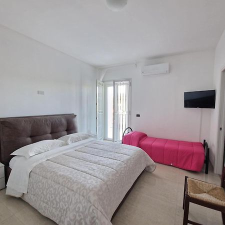 B&B Raffaello Trani Buitenkant foto